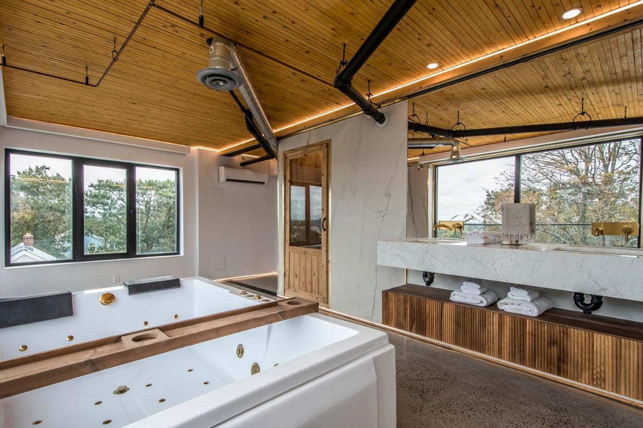 The Halifax Rooftop - Cozy Spa B&B Екстериор снимка